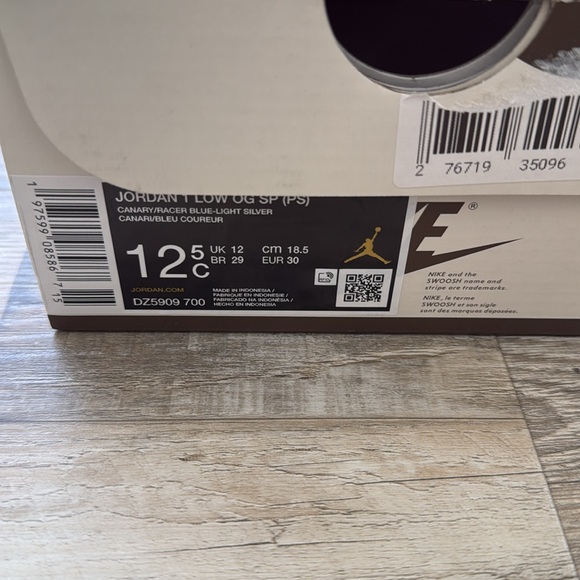 Travis scott Jordan 1 Canary - Picture 4 of 6